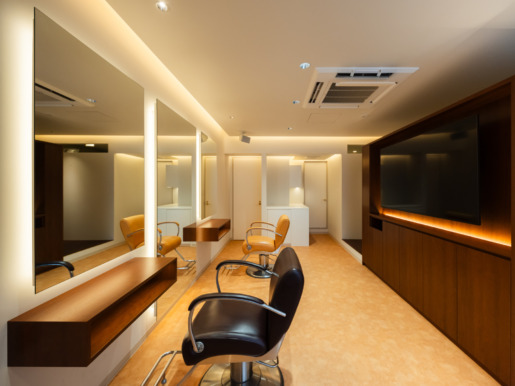 Hair salon in Ropponmatsu